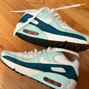 Nike Air Max 90 Sneaker. Youth 3.5 White Jade Ice. Used